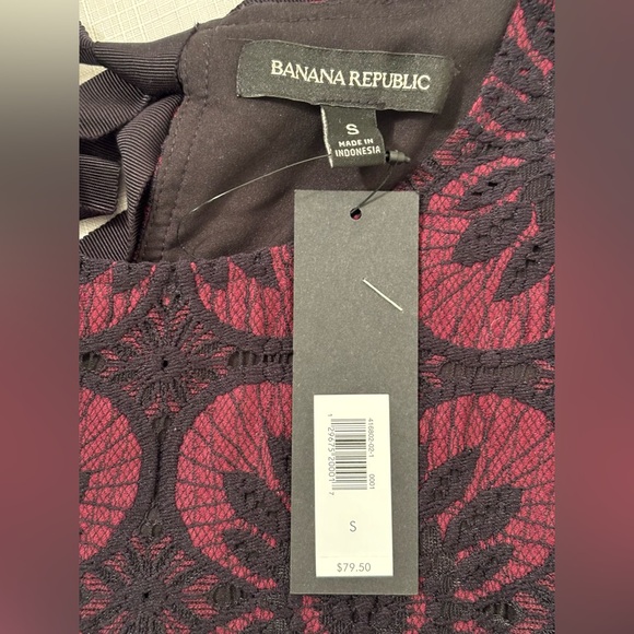 Banana Republic Sleeveless lace Top size s NWT - Picture 3 of 7